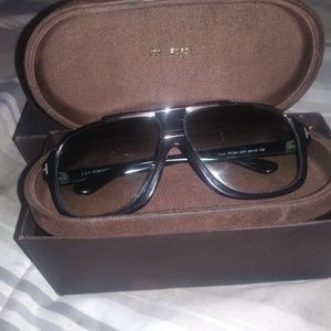 Tom Ford glasses black brand new model number tf33